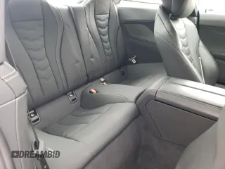 2024 BMW 8 Series M850i xDrive z VIN WBABC4C01RCR33725, wystawiony jako Copart lot #78457344 z przebiegiem 5 469 mil mil oraz Szkoda całkowita • Salvage title. Historia ofert i sprzedaży dostępna na DreamBid. Obrazek 10.