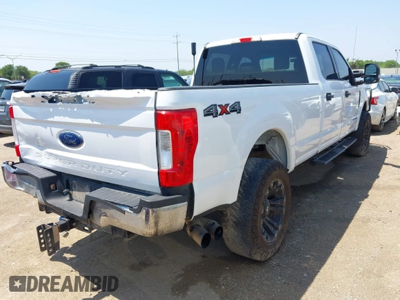 2019 Ford F-250 XL with VIN 1FT7W2BT0KEE85911, listed as a IAAI auction lot 42335375 with 278,138 mi miles and . Bid and sale history available at DreamBid. Image 4.