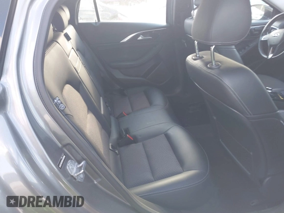 2019 Infiniti QX30 Luxe z VIN SJKCH5CR0KA008896, wystawiony jako IAAI lot #41306903 z przebiegiem 37 459 mil mil oraz . Historia ofert i sprzedaży dostępna na DreamBid. Obrazek 8.