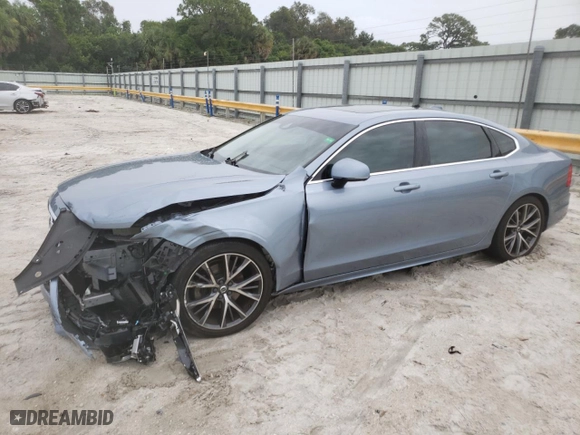 2019 Volvo S90 Momentum with VIN LVY102AK8KP110023, listed as a Copart auction lot 62362234 with 81,527 mi miles and Non Repairable. Bid and sale history available at carsss.com. Image 1.