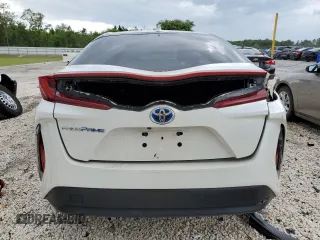 2018 Toyota Prius Plus with VIN JTDKARFP3J3076830, listed as a Copart auction lot 56901705 with 63,809 mi miles and Clean Title. Bid and sale history available at DreamBid. Image 6.