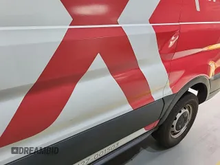 2015 Ford Transit Cargo z VIN 1FTNR1ZM6FKA55184, wystawiony jako IAAI lot #42469150 z przebiegiem 72 895 mil mil oraz . Historia ofert i sprzedaży dostępna na DreamBid. Obrazek 1.
