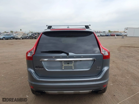 2016 Volvo XC60 T5 Platinum with VIN YV4612RM7G2807796, listed as a IAAI auction lot 41920432 with 139,003 mi miles. Bid and sale history available at carsss.com. Image 15.
