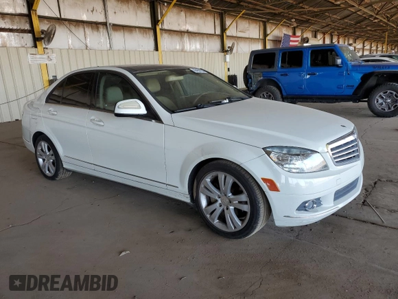 2008 Mercedes-Benz C 300 Sport z VIN WDDGF54X18R031188, wystawiony jako Copart lot #66464765 z przebiegiem 240 411 mil mil oraz Czysty tytuł • Clean title. Historia ofert i sprzedaży dostępna na DreamBid. Obrazek 4.