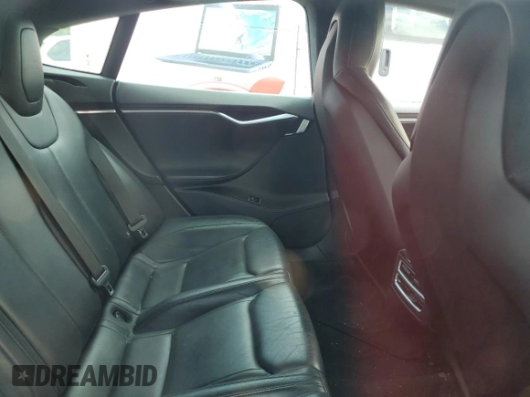 2014 Tesla Model S 60 z VIN 5YJSA1H12EFP62263, wystawiony jako Copart lot #63258675 z przebiegiem Nie podano mil oraz Czysty tytuł • Clean title. Historia ofert i sprzedaży dostępna na DreamBid. Obrazek 10.