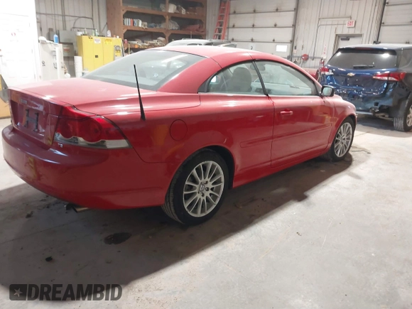 2007 Volvo C70 with VIN YV1MC68207J023648, listed as a IAAI auction lot 41281499 with 116,845 mi miles. Bid and sale history available at carsss.com. Image 4.