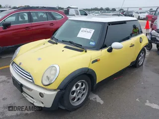 2005 MINI Hardtop with VIN WMWRC33505TK62367, listed as a IAAI auction lot 42397651 with Not provided miles and . Bid and sale history available at DreamBid. Image 17.