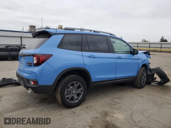 2025 Honda Passport TrailSport z VIN 5FNYF8H65SB002839, wystawiony jako Copart lot #52984215 z przebiegiem 469 mil mil oraz Szkoda całkowita • Salvage title. Historia ofert i sprzedaży dostępna na DreamBid. Obrazek 3.