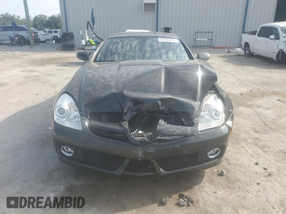 2010 Mercedes-Benz SLK 300 с VIN WDBWK5EA8AF232572, выставлен на аукционе Copart как лот 57336275 с пробегом 66 556 миль миль и Списание • Salvage title. История ставок и продаж доступна на DreamBid. Изображение 5.