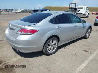 2009 Mazda 6 i Touring with VIN 1YVHP82A095M21620, listed as a IAAI auction lot 42171960 with 252,323 mi miles and . Bid and sale history available at carsss.com. Image 4.