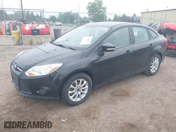 2013 Ford Focus SE с VIN 1FADP3F28DL233478, выставлен на аукционе IAAI как лот 42496224 с пробегом 108 412 миль миль и . История ставок и продаж доступна на DreamBid. Изображение 2.