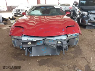 1998 Chevrolet Corvette with VIN 1G1YY32G8W5130250, listed as a IAAI auction lot 41881653 with 19,800 mi miles. Bid and sale history available at carsss.com. Image 6.