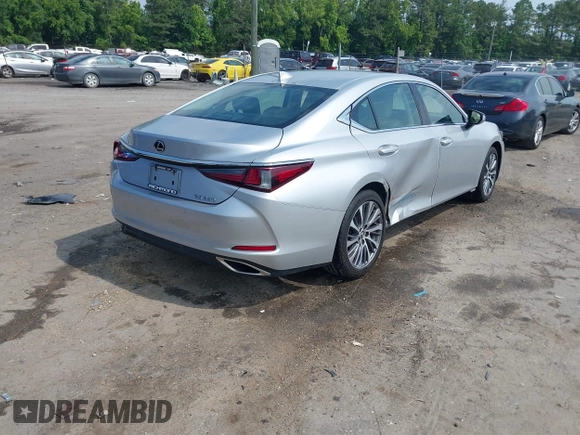 2019 Lexus ES 350 with VIN 58ABZ1B17KU040330, listed as a IAAI auction lot 42448444 with 86,126 mi miles and . Bid and sale history available at DreamBid. Image 4.