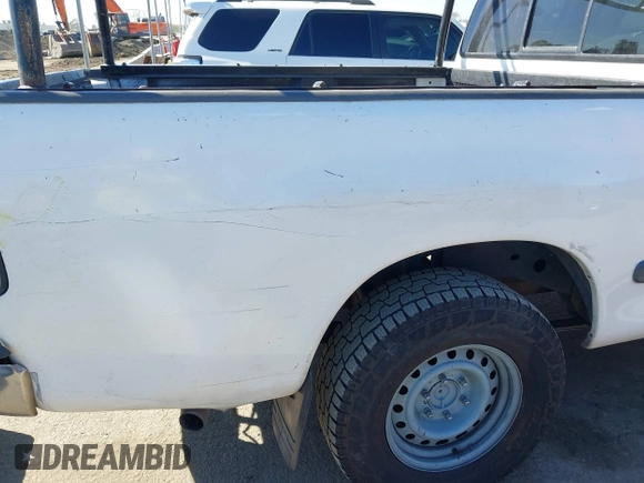 2001 Toyota Tundra SR5 with VIN 5TBRN341X1S166076, listed as a IAAI auction lot 41611961 with 177,097 mi miles and . Bid and sale history available at DreamBid. Image 17.