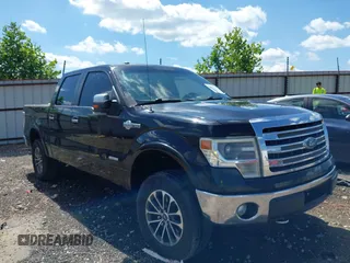 2014 Ford F-150 XL z VIN 1FTFW1ET4EKF06640, wystawiony jako IAAI lot #42372719 z przebiegiem 226 540 mil mil oraz . Historia ofert i sprzedaży dostępna na DreamBid. Obrazek 1.