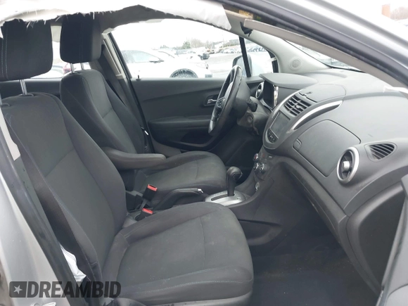 2015 Chevrolet Trax LS with VIN 3GNCJPSBXFL256473, listed as a IAAI auction lot 41130809 with 106,923 mi miles and . Bid and sale history available at DreamBid. Image 5.