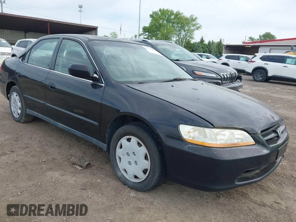 1999 Honda Accord LX z VIN JHMCG564XXC007996, wystawiony jako IAAI lot #42228809 z przebiegiem 342 104 mil mil oraz . Historia ofert i sprzedaży dostępna na DreamBid. Obrazek 1.
