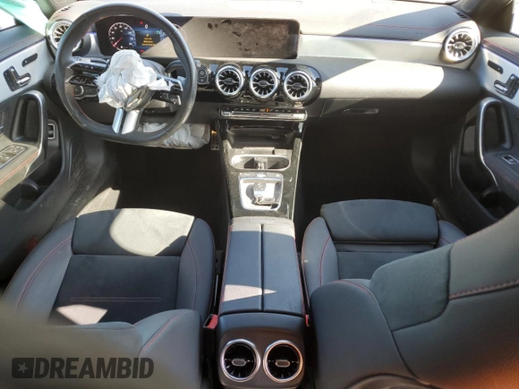 2024 Mercedes-Benz CLA 250 z VIN W1K5J4HB3RN457164, wystawiony jako Copart lot #52184165 z przebiegiem 23 405 mil mil oraz Szkoda całkowita • Salvage title. Historia ofert i sprzedaży dostępna na DreamBid. Obrazek 8.