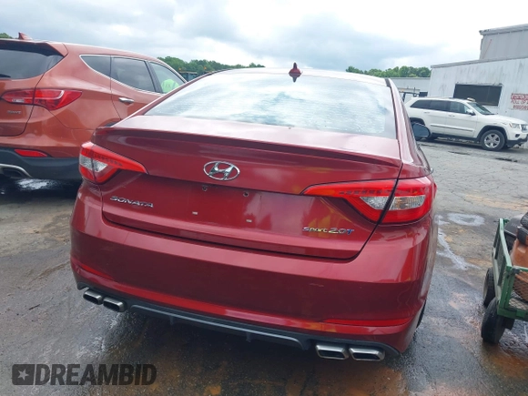 2015 Hyundai Sonata Sport z VIN 5NPE34AB6FH231128, wystawiony jako IAAI lot #42356554 z przebiegiem 177 296 mil mil oraz . Historia ofert i sprzedaży dostępna na DreamBid. Obrazek 16.
