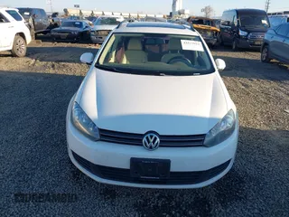 2014 Volkswagen Jetta TDI with VIN 3VWPL7AJ4EM601001, listed as a IAAI auction lot 41673953 with 118,644 mi miles and . Bid and sale history available at DreamBid. Image 13.