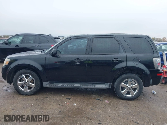 2011 Mercury Mariner Premier с VIN 4M2CN8HG9BKJ03188, выставлен на аукционе IAAI как лот 41008214 с пробегом 182 870 миль миль и . История ставок и продаж доступна на DreamBid. Изображение 14.