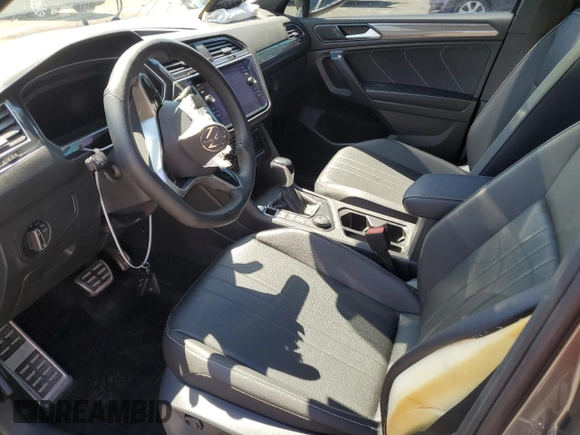 2022 Volkswagen Tiguan SE R-Line Black with VIN 3VV8B7AX1NM054592, listed as a Copart auction lot 65713085 with Not provided miles and Salvage title. Bid and sale history available at DreamBid. Image 7.