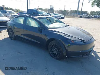 2025 Tesla Model 3 Long Range with VIN 5YJ3E1EA5SF905540, listed as a IAAI auction lot 41965352 with 322 mi miles. Bid and sale history available at carsss.com. Image 1.
