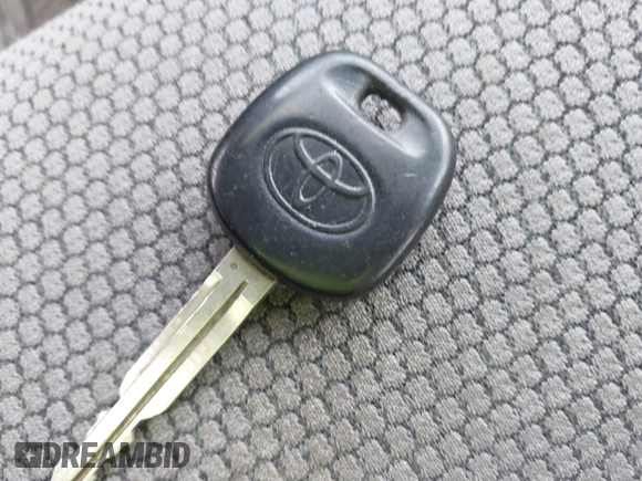 2006 Toyota Matrix STD with VIN 2T1KR32E06C609452, listed as a IAAI auction lot 41308880 with 192,464 mi miles and . Bid and sale history available at DreamBid. Image 11.