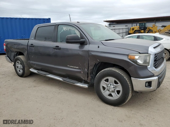 2019 Toyota Tundra 2WD SR5 with VIN 5TFEM5F1XKX141529, listed as a Copart auction lot 81093724 with 253,694 mi miles and Salvage Title. Bid and sale history available at carsss.com. Image 4.