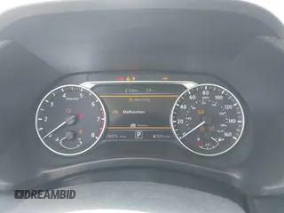2021 Nissan Sentra SR z VIN 3N1AB8DV9MY210842, wystawiony jako IAAI lot #42044940 z przebiegiem 38 076 mil mil oraz . Historia ofert i sprzedaży dostępna na DreamBid. Obrazek 7.