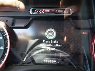 2022 Ram 1500 Rebel z VIN 1C6SRFLT4NN177112, wystawiony jako IAAI lot #42402050 z przebiegiem 26 239 mil mil oraz . Historia ofert i sprzedaży dostępna na DreamBid. Obrazek 7.