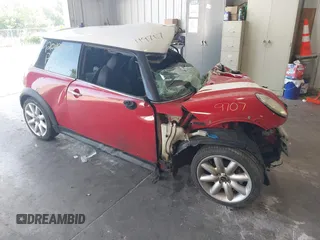 2006 MINI Hardtop S with VIN WMWRE33536TL20807, listed as a IAAI auction lot 42049707 with Not provided miles and . Bid and sale history available at DreamBid. Image 1.