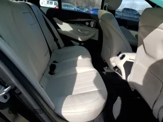 2022 Mercedes-Benz E 350 z VIN W1KZF8EB7NB038941, wystawiony jako Copart lot #45386235 z przebiegiem 13 318 mil mil oraz Szkoda całkowita • Salvage title. Historia ofert i sprzedaży dostępna na DreamBid. Obrazek 10.