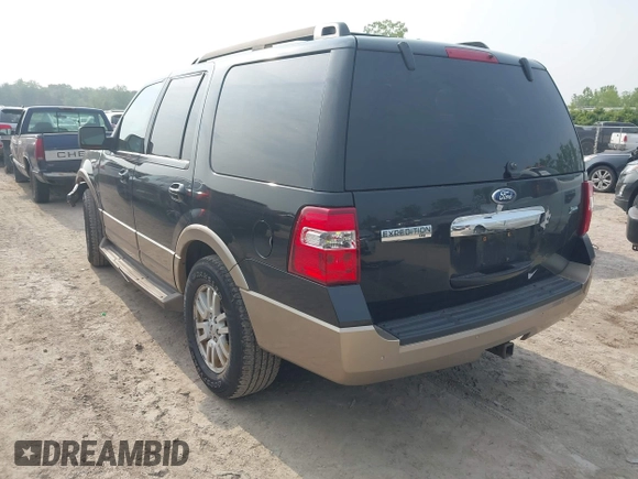 2011 Ford Expedition XLT with VIN 1FMJU1J5XBEF40689, listed as a IAAI auction lot 42475111 with 236,127 mi miles and . Bid and sale history available at DreamBid. Image 3.