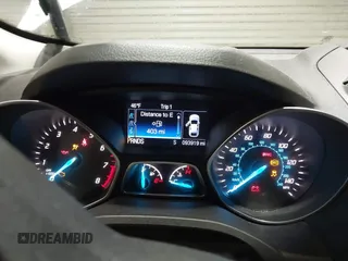 2016 Ford Escape SE with VIN 1FMCU0G71GUB12387, listed as a IAAI auction lot 41920617 with 93,919 mi miles. Bid and sale history available at carsss.com. Image 7.