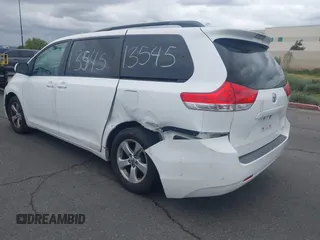 2012 Toyota Sienna LE AAS with VIN 5TDKK3DC4CS183817, listed as a IAAI auction lot 42013545 with 207,822 mi miles. Bid and sale history available at carsss.com. Image 3.
