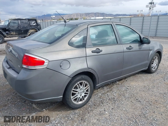 2011 Ford Focus SE with VIN 1FAHP3FN9BW152187, listed as a IAAI auction lot 41771930 with 170,152 mi miles. Bid and sale history available at carsss.com. Image 4.