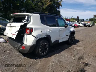 2023 Jeep Renegade Trailhawk with VIN ZACNJDC11PPP71146, listed as a Copart auction lot 53000655 with Not provided miles and Salvage title. Bid and sale history available at DreamBid. Image 3.