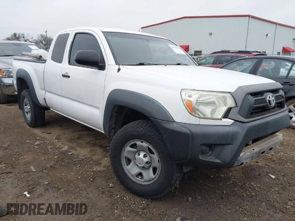 2013 Toyota Tacoma PreRunner with VIN 5TFTU4GN5DX040386, listed as a IAAI auction lot 41592956 with 217,885 mi miles. Bid and sale history available at carsss.com. Image 1.
