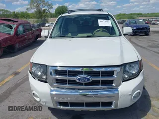 2011 Ford Escape Limited z VIN 1FMCU0EG4BKA38230, wystawiony jako IAAI lot #42274723 z przebiegiem 181 000 mil mil oraz . Historia ofert i sprzedaży dostępna na DreamBid. Obrazek 12.