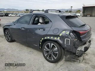 2022 Lexus UX 250h z VIN JTHX9JBH9N2056431, wystawiony jako Copart lot #47216455 z przebiegiem 68 052 mil mil oraz Szkoda całkowita • Salvage title. Historia ofert i sprzedaży dostępna na DreamBid. Obrazek 2.