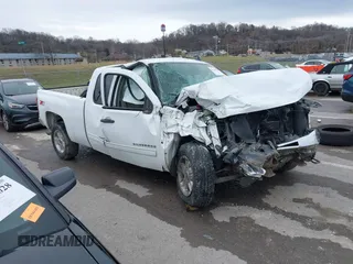 2012 Chevrolet Silverado 1500 LT with VIN 1GCRKSE79CZ296199, listed as a IAAI auction lot 41164180 with Not Provided miles. Bid and sale history available at carsss.com. Image 1.