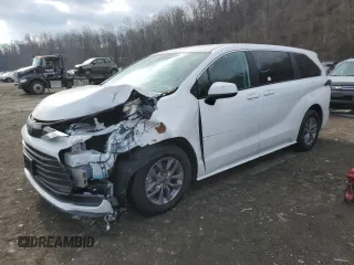 2024 Toyota Sienna LE with VIN 5TDKRKEC3RS209966, listed as a Copart auction lot 88876275 with 8,389 mi miles and Salvage Title. Bid and sale history available at carsss.com. Image 1.