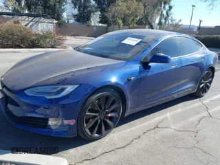 2020 Tesla Model S Long Range с VIN 5YJSA1E26LF411172, выставлен на аукционе IAAI как лот 41318180 с пробегом 45 332 миль миль и . История ставок и продаж доступна на DreamBid. Изображение 20.