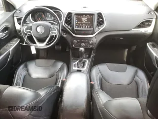 2018 Jeep Cherokee Latitude Plus с VIN 1C4PJLLB8JD538160, выставлен на аукционе Copart как лот 61352795 с пробегом 95 818 миль миль и Списание • Salvage title. История ставок и продаж доступна на DreamBid. Изображение 8.