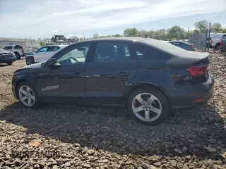 2018 Audi A3 Premium z VIN WAUB8GFFXJ1026829, wystawiony jako Copart lot #54714695 z przebiegiem 61 807 mil mil oraz Szkody całkowita. Historia ofert i sprzedaży dostępna na DreamBid. Obrazek 2.