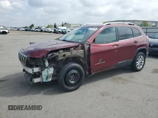 2019 Jeep Cherokee Latitude z VIN 1C4PJLCB7KD173648, wystawiony jako Copart lot #53751725 z przebiegiem 55 143 mil mil oraz Szkoda całkowita • Salvage title. Historia ofert i sprzedaży dostępna na DreamBid. Obrazek 1.