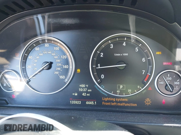 2014 BMW 5 Series 528i with VIN WBA5A5C50ED503130, listed as a IAAI auction lot 41819922 with 135,923 mi miles. Bid and sale history available at carsss.com. Image 7.