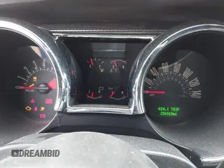 2006 Ford Mustang GT Deluxe with VIN 1ZVFT82H165206827, listed as a IAAI auction lot 42031340 with 256,919 mi miles. Bid and sale history available at carsss.com. Image 7.
