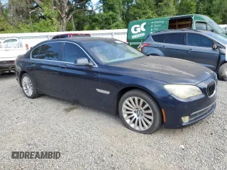 2011 BMW 7 Series 750Li z VIN WBAKB8C58BCY64737, wystawiony jako Copart lot #55503755 z przebiegiem 97 687 mil mil oraz Czysty tytuł • Clean title. Historia ofert i sprzedaży dostępna na DreamBid. Obrazek 4.